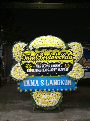 Papan Bunga Duka di Setanggor
